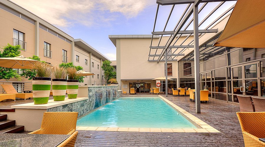 City Lodge Hotel or Tambo